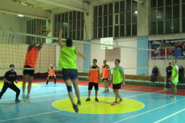 Чемпіонат університету з волейболу між факультетами (юнаки)